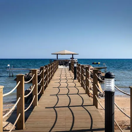 Apartman Thalassa Beach Three Bedroom Sea Retreat Private Pool